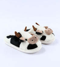 Load image into Gallery viewer, Cartoon Cow Plush Slippers
