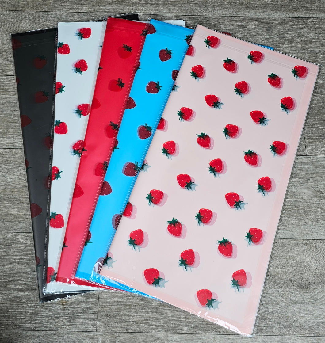 Strawberry Pattern Wrapping Paper