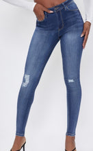 Load image into Gallery viewer, Lucy High-Rise Jeans
