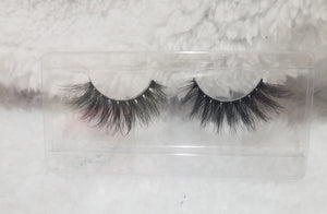 Wispy Dramatic (Ioni Lashes)